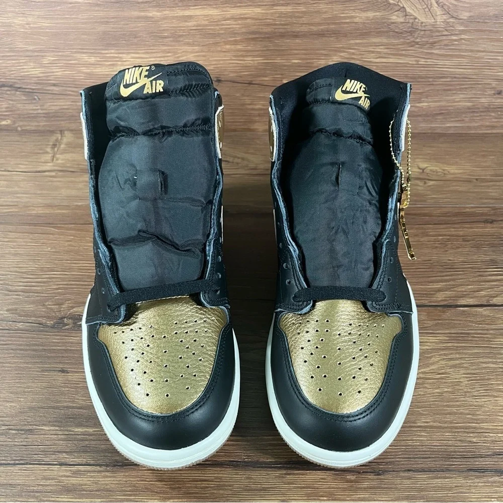 Nike Air Jordan 1 OG HighTop Sneakers - Black/Metallic Gold